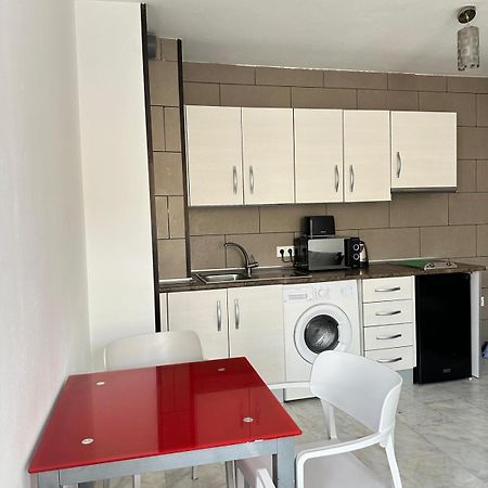 מאלגה Apartamentos Playa Huelin מראה חיצוני תמונה