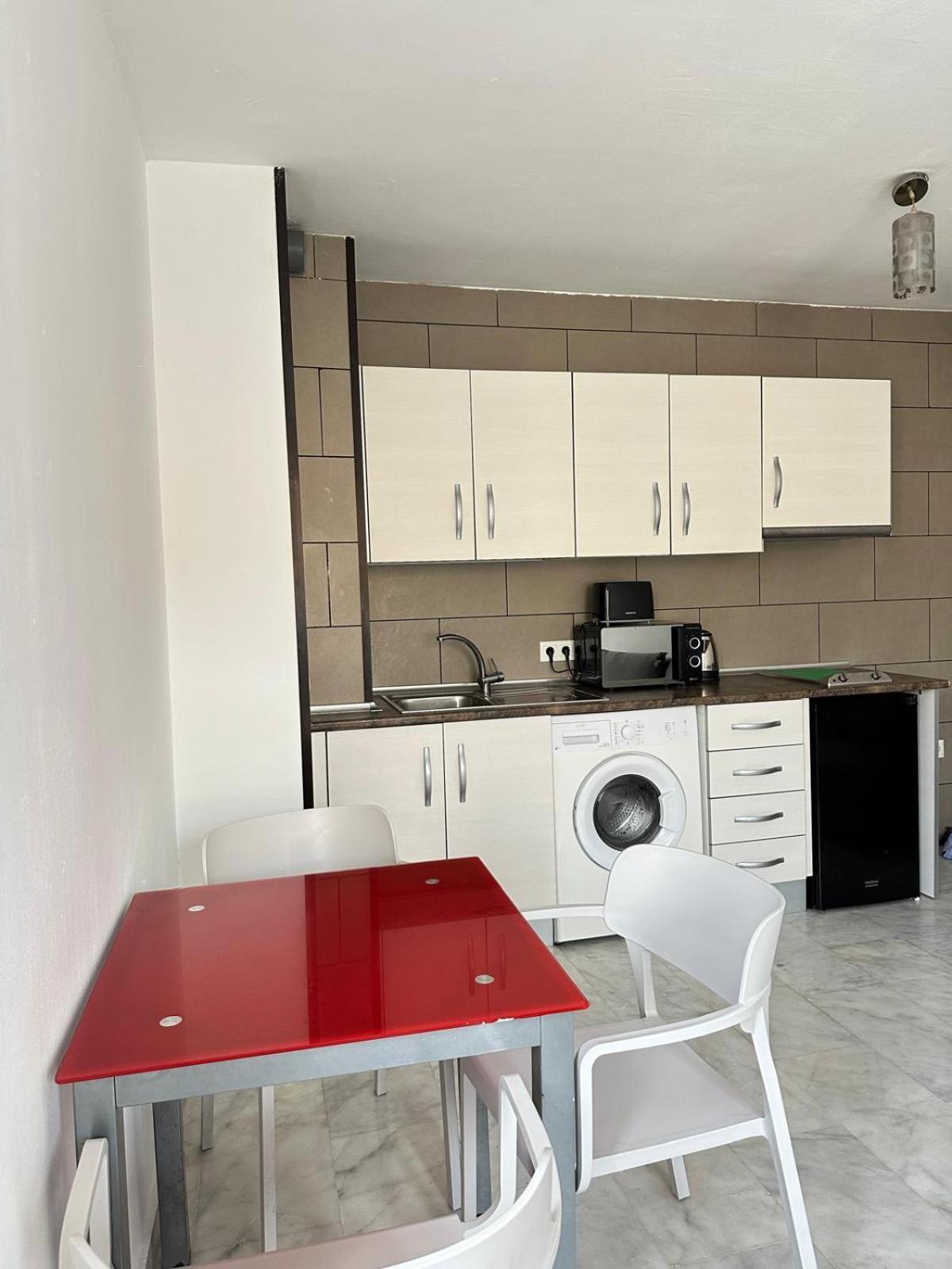 מאלגה Apartamentos Playa Huelin מראה חיצוני תמונה